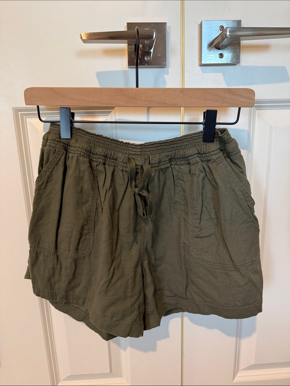 Market & Spruce Olive Green Drawstring Shorts